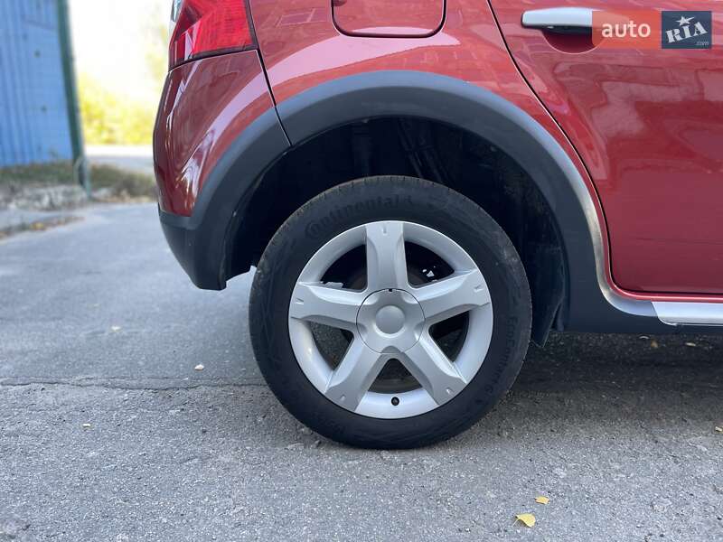 Внедорожник / Кроссовер Dacia Sandero StepWay 2011 в Сумах фото 23 Внедорожник / Кроссовер Dacia Sandero StepWay 2011 в Сумах