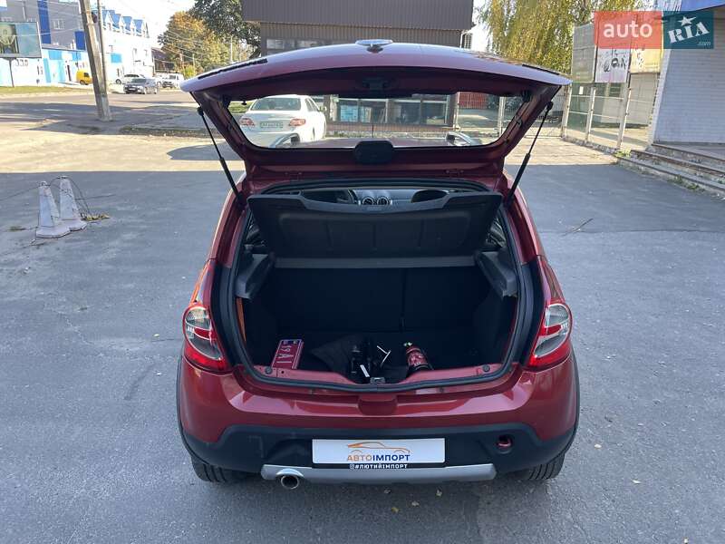 Внедорожник / Кроссовер Dacia Sandero StepWay 2011 в Сумах фото 37 Внедорожник / Кроссовер Dacia Sandero StepWay 2011 в Сумах