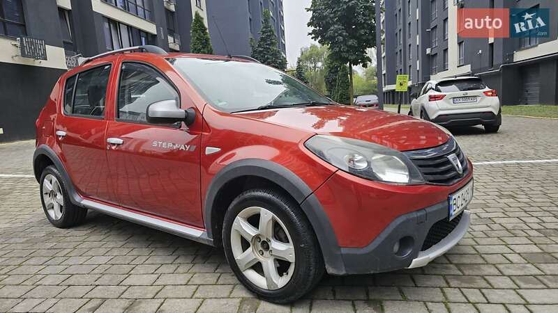 Внедорожник / Кроссовер Dacia Sandero StepWay 2010 в Ивано-Франковске