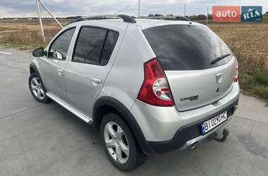 Внедорожник / Кроссовер Dacia Sandero StepWay 2010 в 