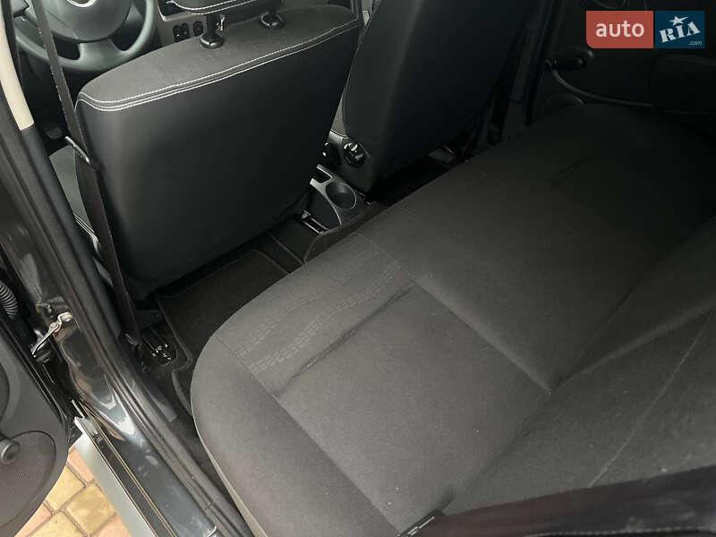 Внедорожник / Кроссовер Dacia Sandero StepWay 2011 в Гадяче