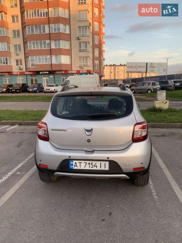 Внедорожник / Кроссовер Dacia Sandero StepWay 2014 в Ивано-Франковске