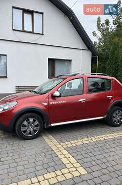 Dacia Sandero StepWay 2012