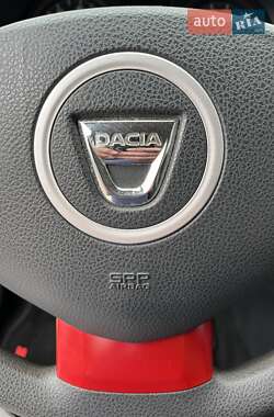 Внедорожник / Кроссовер Dacia Sandero StepWay 2012 в 