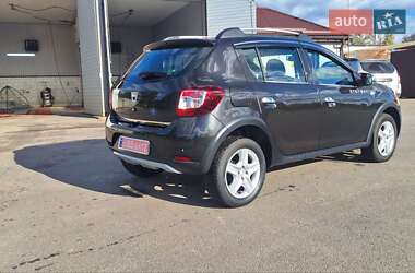 Внедорожник / Кроссовер Dacia Sandero StepWay 2013 в 