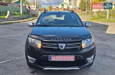 Внедорожник / Кроссовер Dacia Sandero StepWay 2013 в 