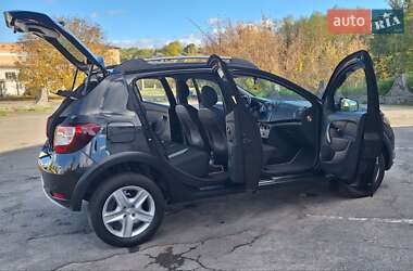 Внедорожник / Кроссовер Dacia Sandero StepWay 2013 в 