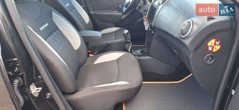 Позашляховик / Кросовер Dacia Sandero StepWay 2013 в Новоархангельську