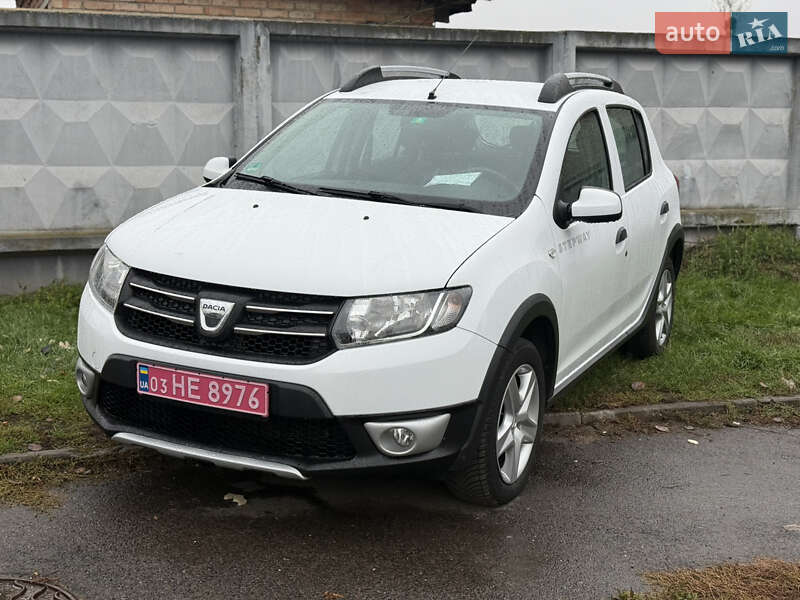 Позашляховик / Кросовер Dacia Sandero StepWay 2015 в Нововолинську фото 6 Позашляховик / Кросовер Dacia Sandero StepWay 2015 в Нововолинську