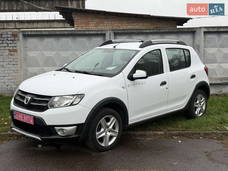 Dacia Sandero StepWay 2015 Dacia Sandero StepWay 2015