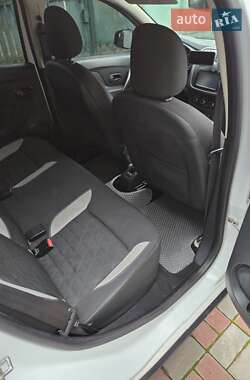 Внедорожник / Кроссовер Dacia Sandero StepWay 2015 в 