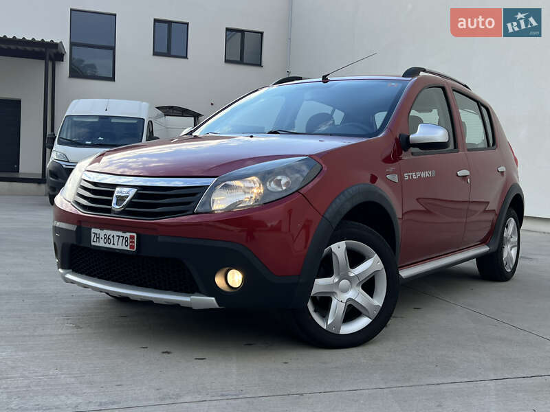 Внедорожник / Кроссовер Dacia Sandero StepWay 2012 в Луцке
