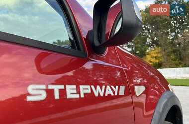 Позашляховик / Кросовер Dacia Sandero StepWay 2012 в 