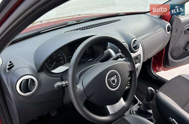 Позашляховик / Кросовер Dacia Sandero StepWay 2012 в 