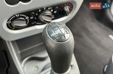 Позашляховик / Кросовер Dacia Sandero StepWay 2012 в 