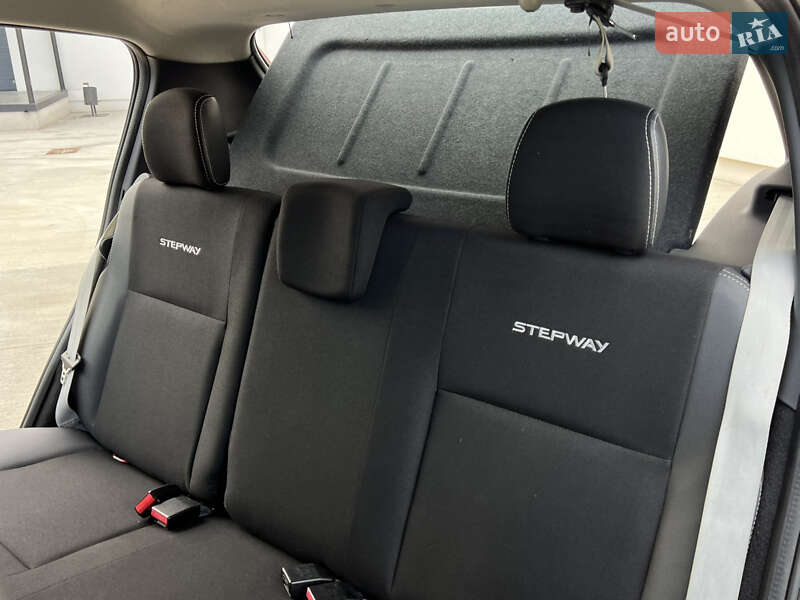 Внедорожник / Кроссовер Dacia Sandero StepWay 2012 в Луцке