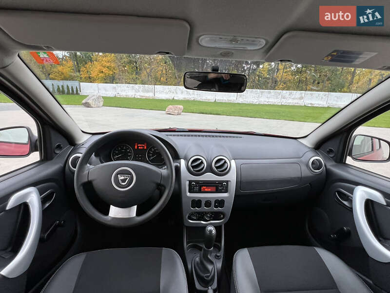 Внедорожник / Кроссовер Dacia Sandero StepWay 2012 в Луцке