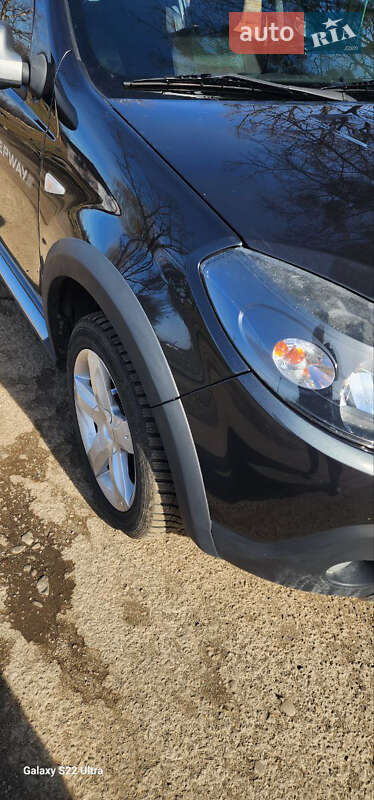 Позашляховик / Кросовер Dacia Sandero StepWay 2011 в Львові фото 6 Позашляховик / Кросовер Dacia Sandero StepWay 2011 в Львові