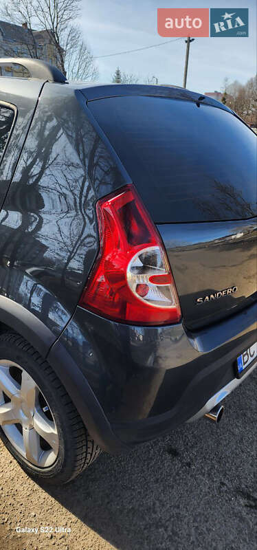 Позашляховик / Кросовер Dacia Sandero StepWay 2011 в Львові фото 25 Позашляховик / Кросовер Dacia Sandero StepWay 2011 в Львові