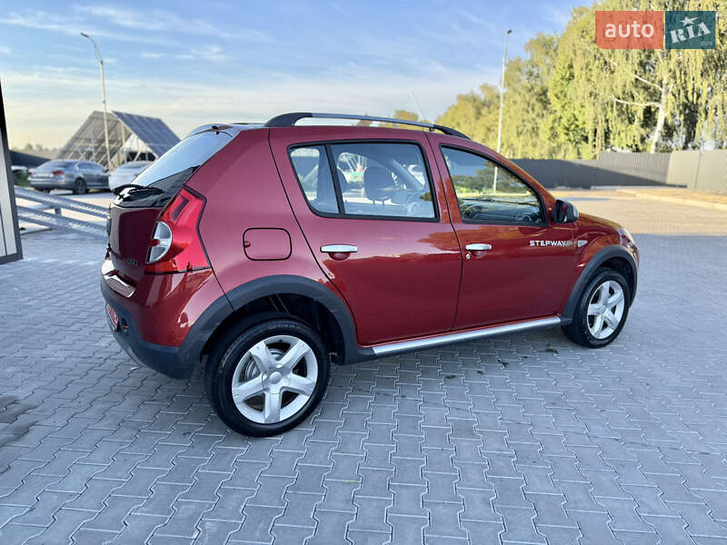 Позашляховик / Кросовер Dacia Sandero StepWay 2009 в Володимирі фото 25 Позашляховик / Кросовер Dacia Sandero StepWay 2009 в Володимирі