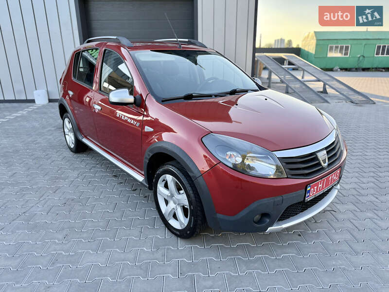 Позашляховик / Кросовер Dacia Sandero StepWay 2009 в Володимирі фото 35 Позашляховик / Кросовер Dacia Sandero StepWay 2009 в Володимирі