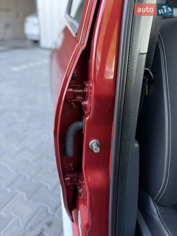 Позашляховик / Кросовер Dacia Sandero StepWay 2009 в Володимирі фото 72 Позашляховик / Кросовер Dacia Sandero StepWay 2009 в Володимирі