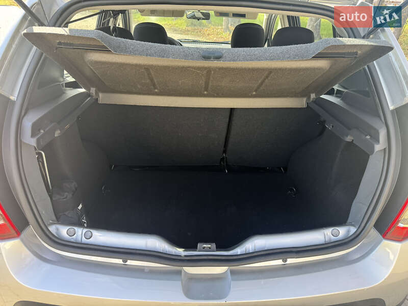 Внедорожник / Кроссовер Dacia Sandero StepWay 2012 в Стрые фото 14 Внедорожник / Кроссовер Dacia Sandero StepWay 2012 в Стрые