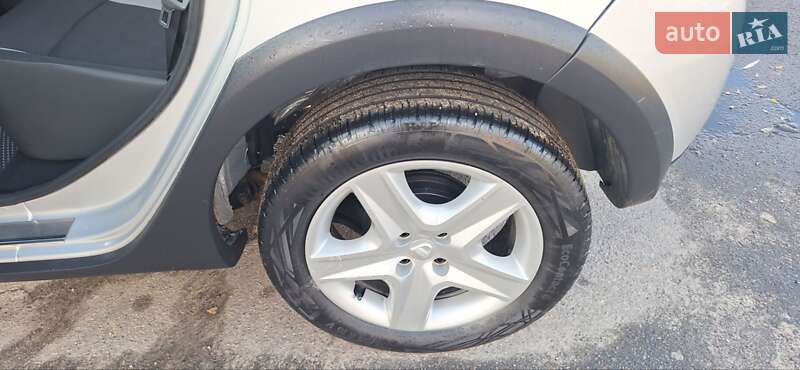 Внедорожник / Кроссовер Dacia Sandero StepWay 2013 в Новоархангельске фото 62 Внедорожник / Кроссовер Dacia Sandero StepWay 2013 в Новоархангельске