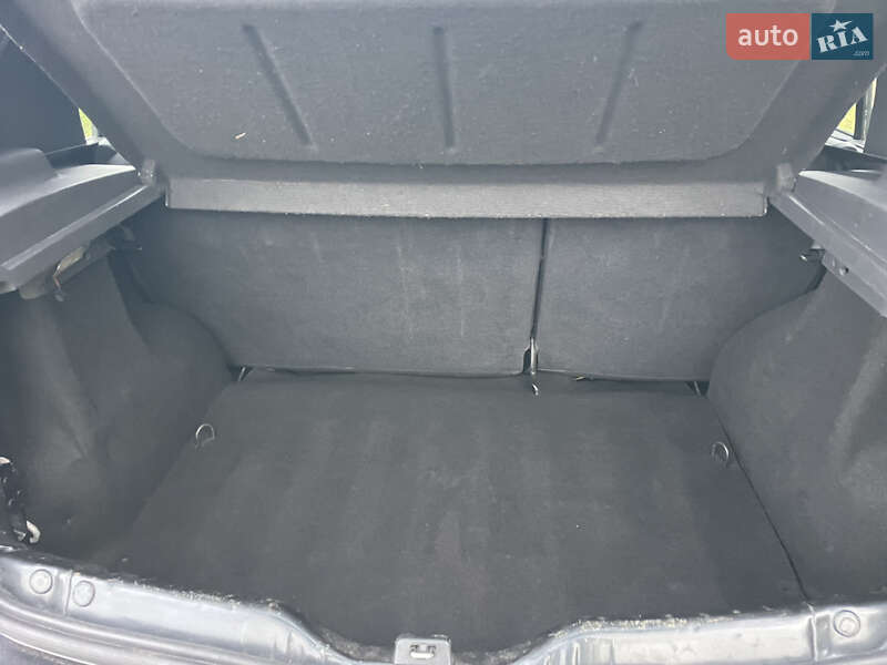 Позашляховик / Кросовер Dacia Sandero StepWay 2009 в Дубні фото 14 Позашляховик / Кросовер Dacia Sandero StepWay 2009 в Дубні