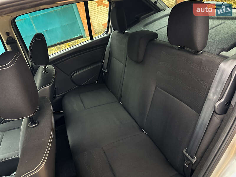 Внедорожник / Кроссовер Dacia Sandero StepWay 2010 в Сумах фото 31 Внедорожник / Кроссовер Dacia Sandero StepWay 2010 в Сумах