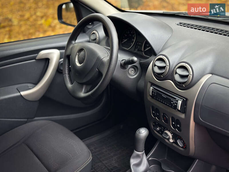 Внедорожник / Кроссовер Dacia Sandero StepWay 2010 в Сумах фото 38 Внедорожник / Кроссовер Dacia Sandero StepWay 2010 в Сумах