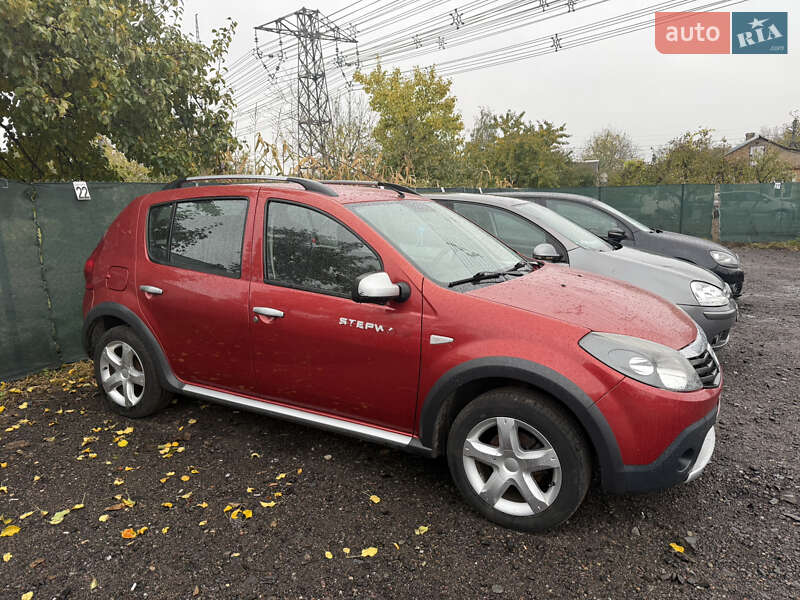 Внедорожник / Кроссовер Dacia Sandero StepWay 2010 в Луцке фото 4 Внедорожник / Кроссовер Dacia Sandero StepWay 2010 в Луцке