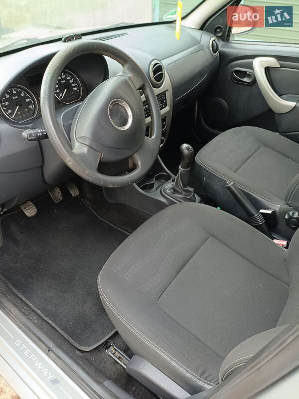 Внедорожник / Кроссовер Dacia Sandero StepWay 2011 в Любешове фото 9 Внедорожник / Кроссовер Dacia Sandero StepWay 2011 в Любешове