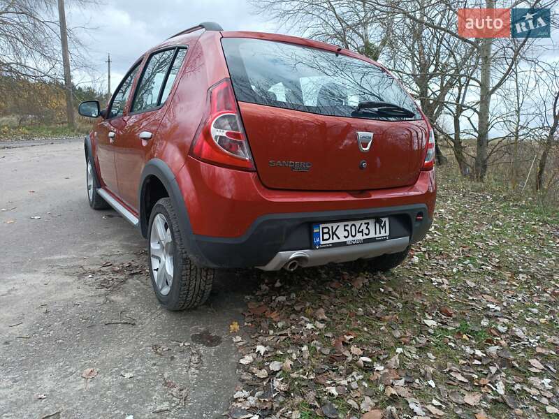 Внедорожник / Кроссовер Dacia Sandero StepWay 2010 в Ровно