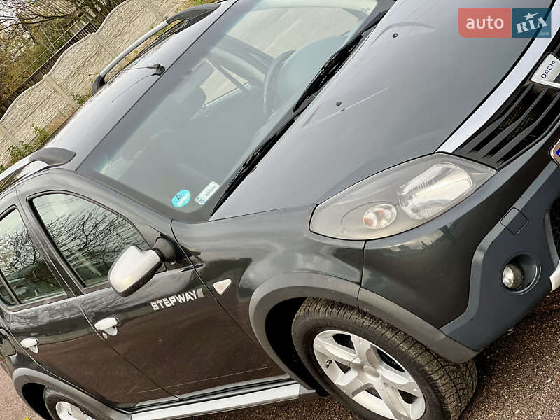 Позашляховик / Кросовер Dacia Sandero StepWay 2010 в Кролевці