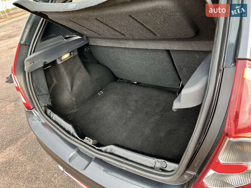 Позашляховик / Кросовер Dacia Sandero StepWay 2010 в Кролевці