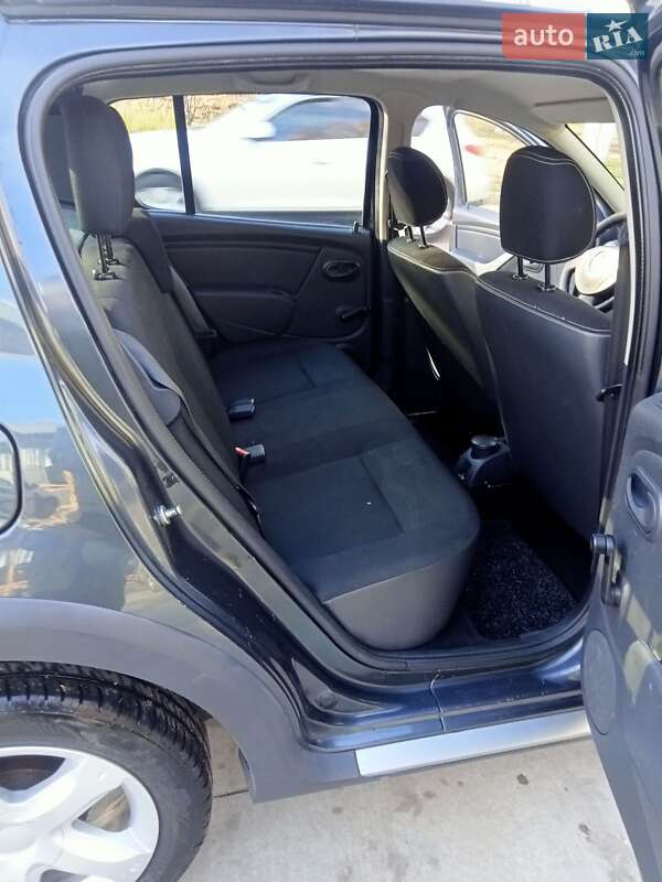 Внедорожник / Кроссовер Dacia Sandero StepWay 2009 в Каменском фото 17 Внедорожник / Кроссовер Dacia Sandero StepWay 2009 в Каменском