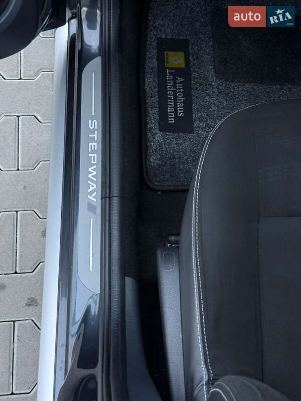 Внедорожник / Кроссовер Dacia Sandero StepWay 2010 в Владимире фото 53 Внедорожник / Кроссовер Dacia Sandero StepWay 2010 в Владимире