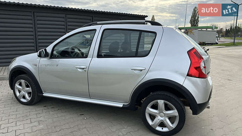 Внедорожник / Кроссовер Dacia Sandero StepWay 2009 в Луцке