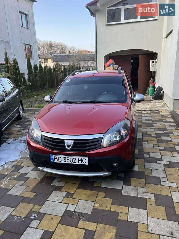 Внедорожник / Кроссовер Dacia Sandero StepWay 2011 в Львове