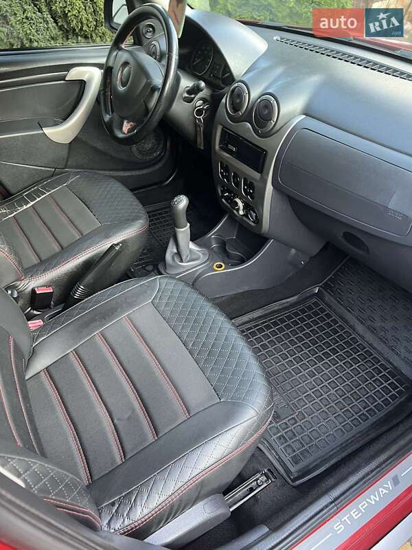 Внедорожник / Кроссовер Dacia Sandero StepWay 2011 в Львове
