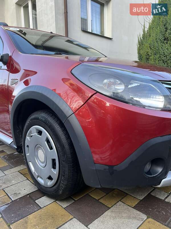 Внедорожник / Кроссовер Dacia Sandero StepWay 2011 в Львове