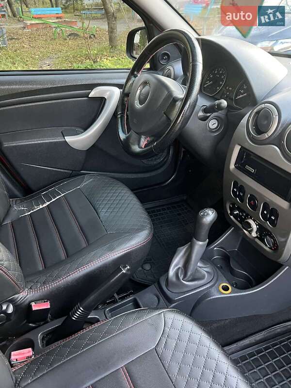 Внедорожник / Кроссовер Dacia Sandero StepWay 2011 в Львове