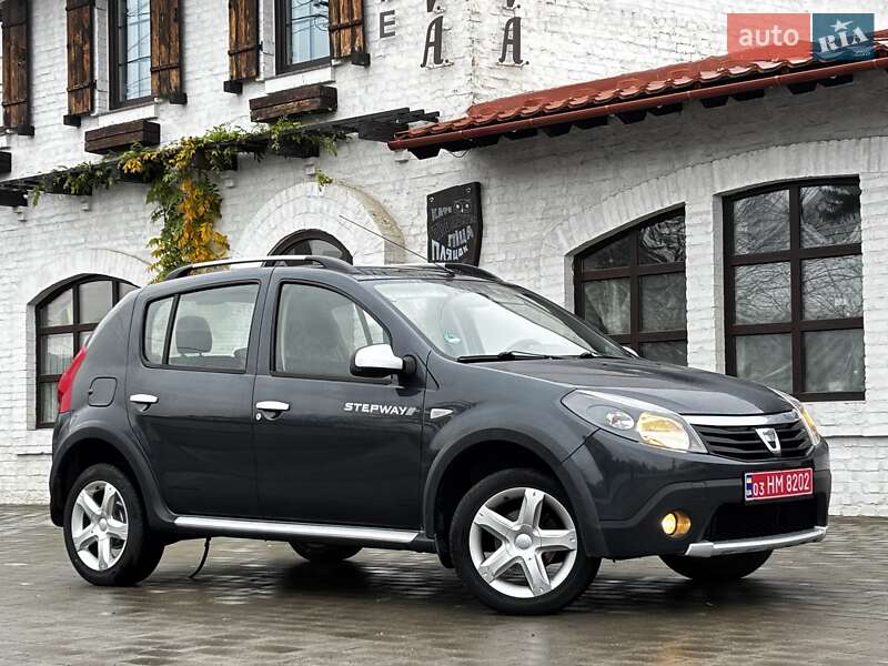Позашляховик / Кросовер Dacia Sandero StepWay 2012 в Красилові фото 4 Позашляховик / Кросовер Dacia Sandero StepWay 2012 в Красилові