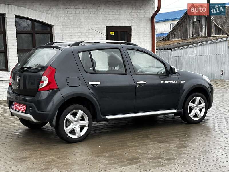 Позашляховик / Кросовер Dacia Sandero StepWay 2012 в Красилові фото 11 Позашляховик / Кросовер Dacia Sandero StepWay 2012 в Красилові