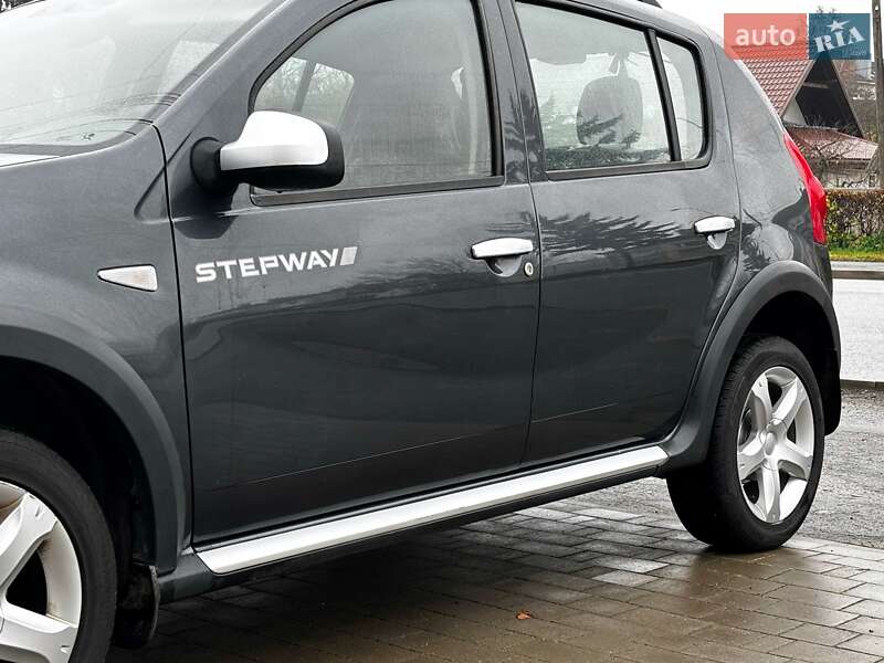 Позашляховик / Кросовер Dacia Sandero StepWay 2012 в Красилові фото 40 Позашляховик / Кросовер Dacia Sandero StepWay 2012 в Красилові