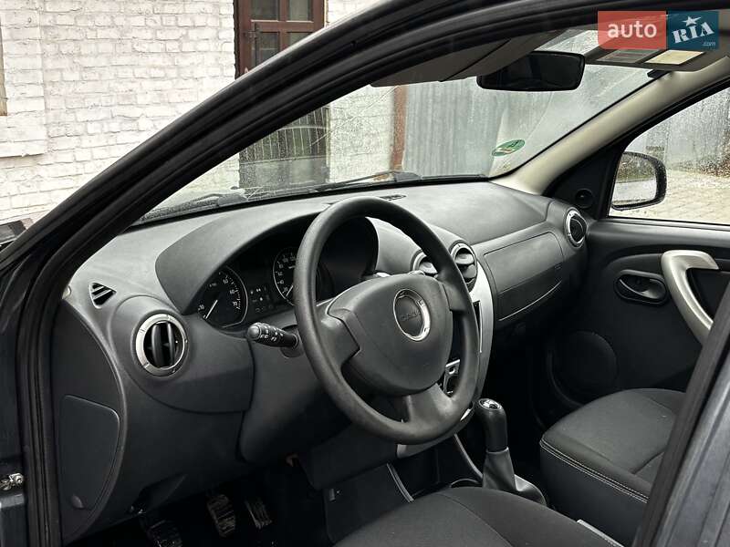 Позашляховик / Кросовер Dacia Sandero StepWay 2012 в Красилові фото 67 Позашляховик / Кросовер Dacia Sandero StepWay 2012 в Красилові