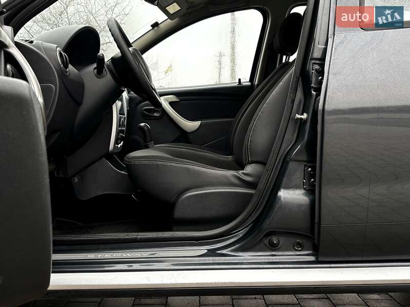 Позашляховик / Кросовер Dacia Sandero StepWay 2012 в Красилові фото 68 Позашляховик / Кросовер Dacia Sandero StepWay 2012 в Красилові
