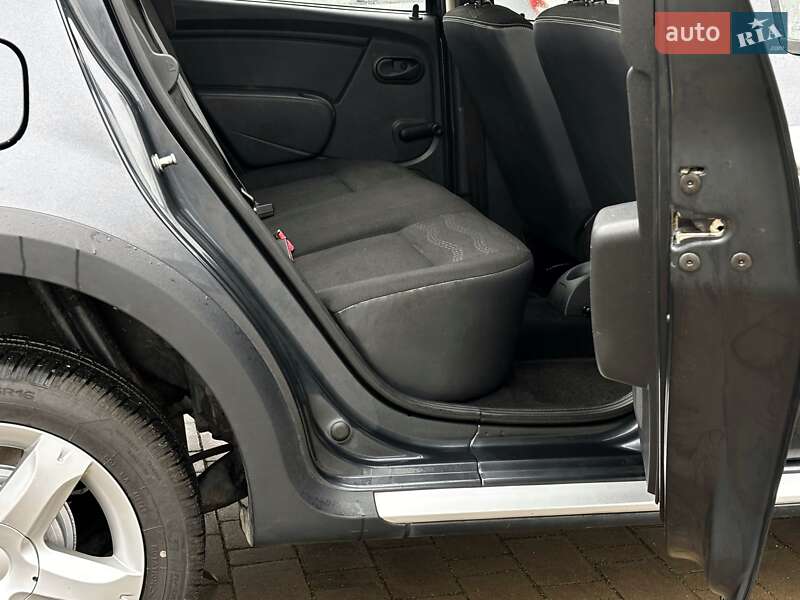 Позашляховик / Кросовер Dacia Sandero StepWay 2012 в Красилові фото 78 Позашляховик / Кросовер Dacia Sandero StepWay 2012 в Красилові