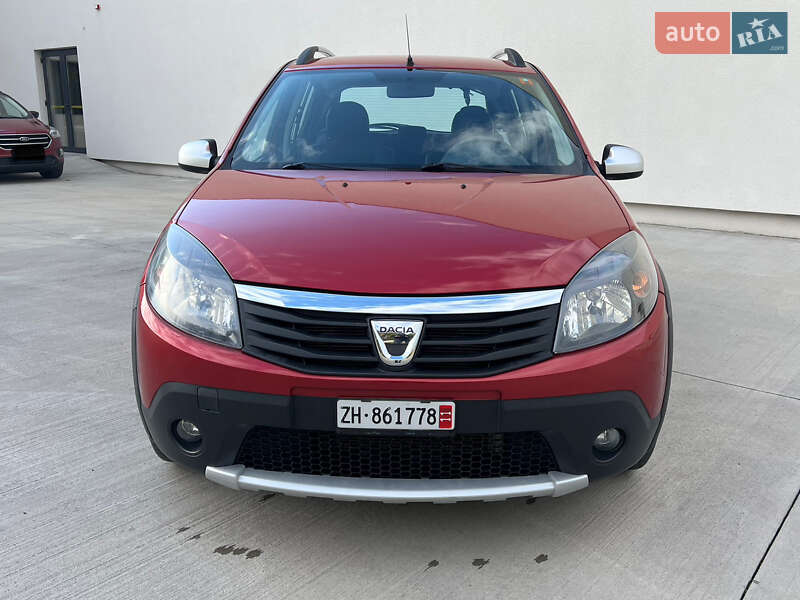 Позашляховик / Кросовер Dacia Sandero StepWay 2012 в Луцьку